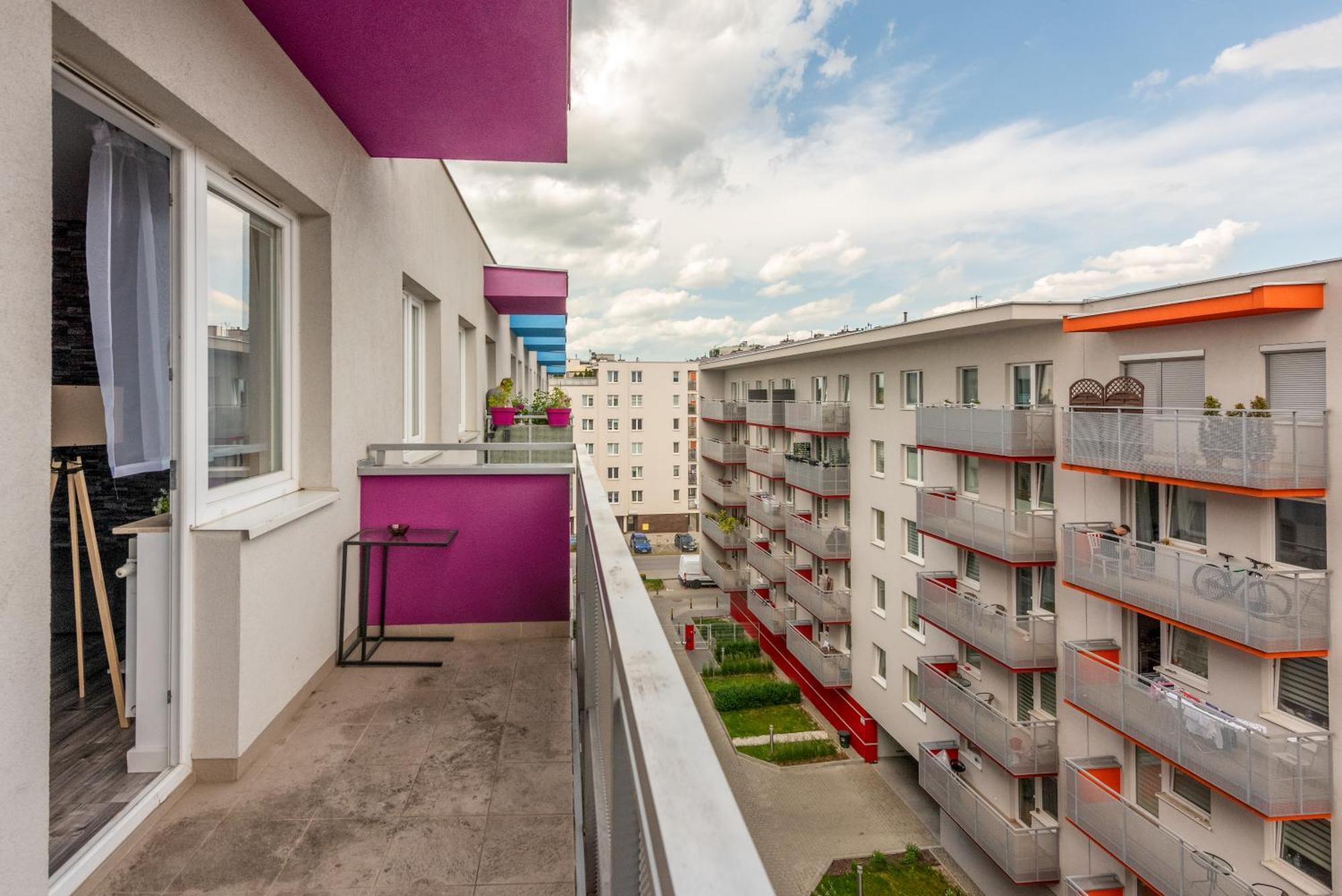 Daisy, Balcony, 5 Os, Down Town Appartement